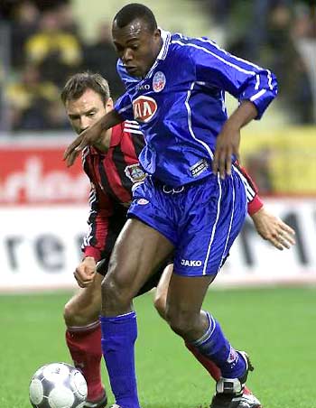 不禁联想到 不禁联想到